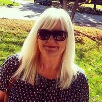 Esther Mills Photo 19