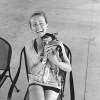 Stefanie Kent Photo 28