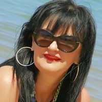Eva Varga Photo 20