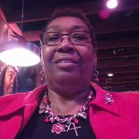 Phyllis Hardy Photo 16