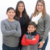 Cynthia Robles Photo 35