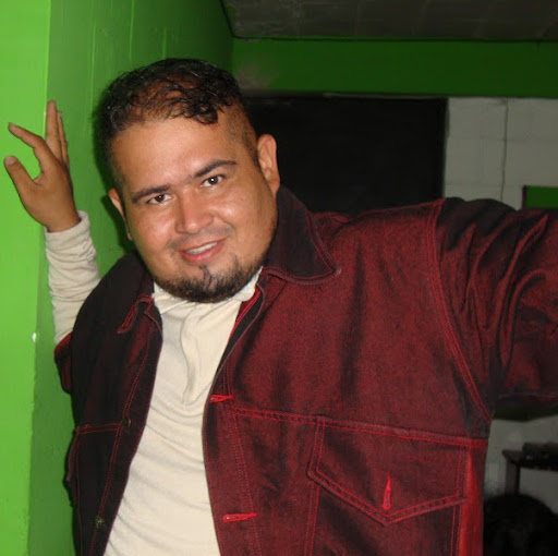 Mike Galvez Photo 19