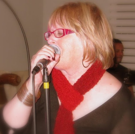 Vicki Henry Photo 21