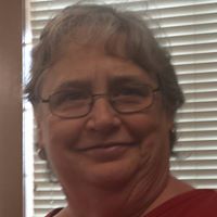 Linda Hight Photo 14