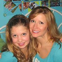 Michelle Sievers Photo 14