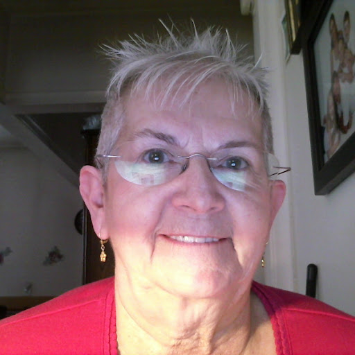 Betty Walker Photo 28