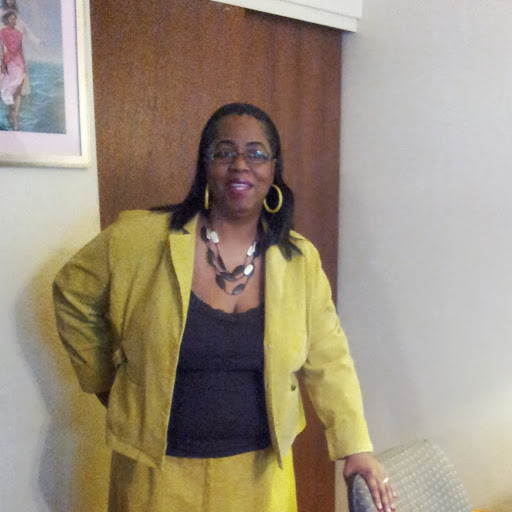 Paula Robinson Photo 32