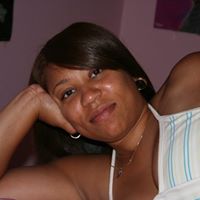 Michelle Huckleby Photo 4