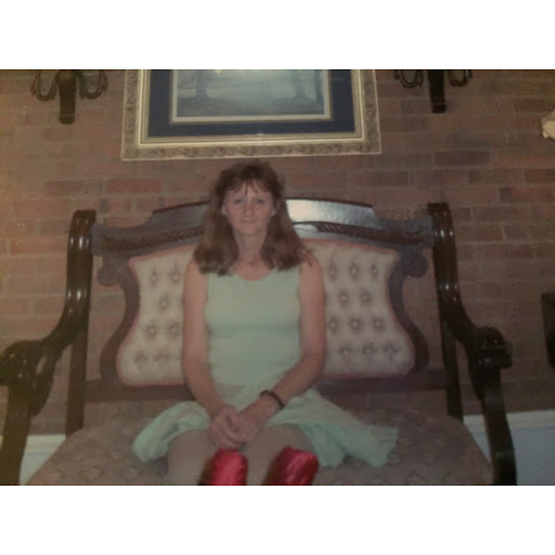 Vicki Parrish Photo 23