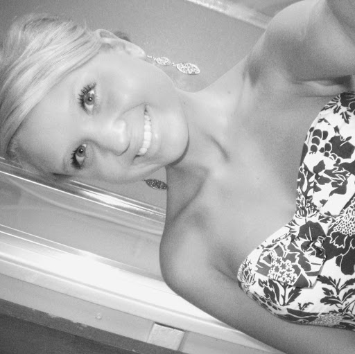 Jenna Baker Photo 33