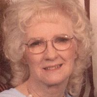 Patricia Lang Photo 26