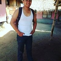 Peter Reyes Photo 33
