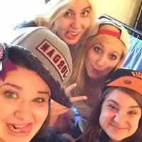 Leah Lange Photo 17