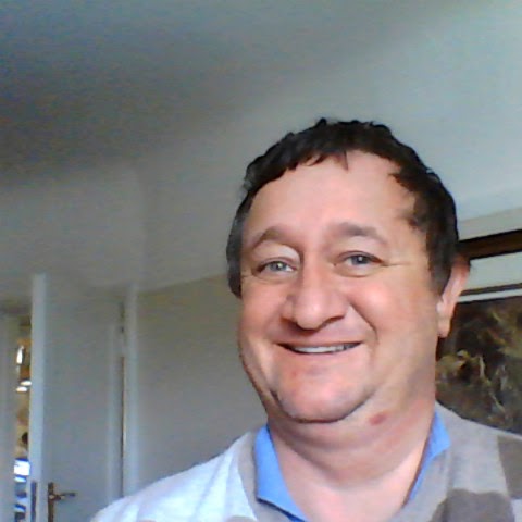 Alan Howe Photo 19