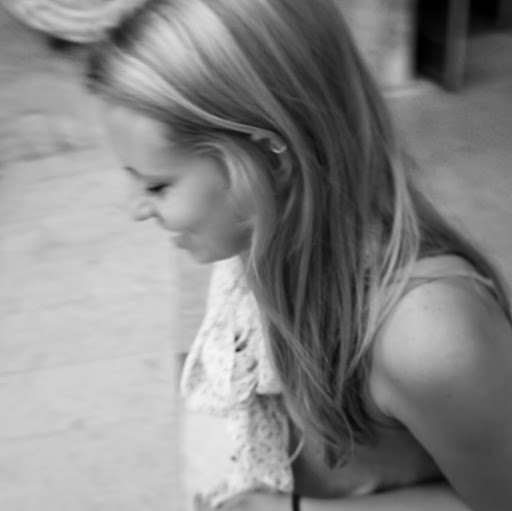 Abigail Cooper Photo 41