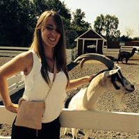 Elizabeth Merrick Photo 31