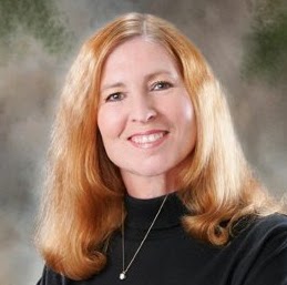 Anna Manning Photo 25