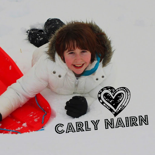 Carly Nairn Photo 4