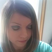 Erica Richards Photo 21