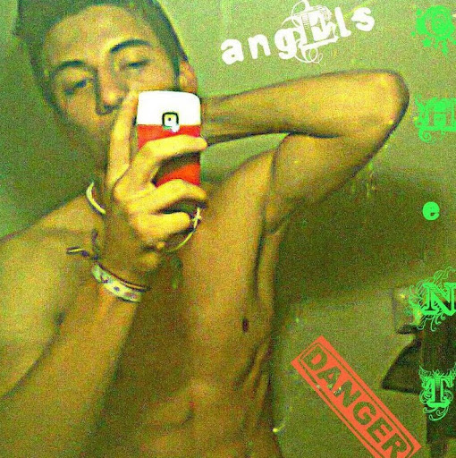 Vicente Angeles Photo 21