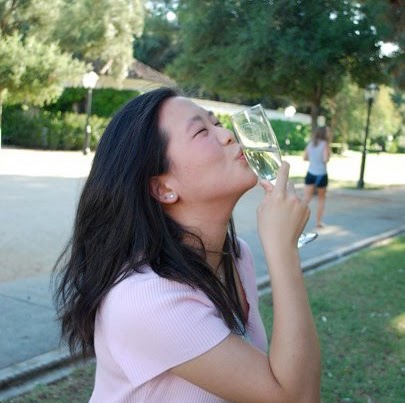 Anita Yu Photo 16