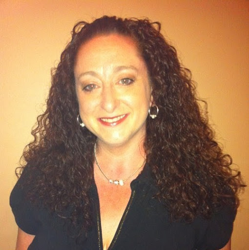 Lisa Howell Photo 23