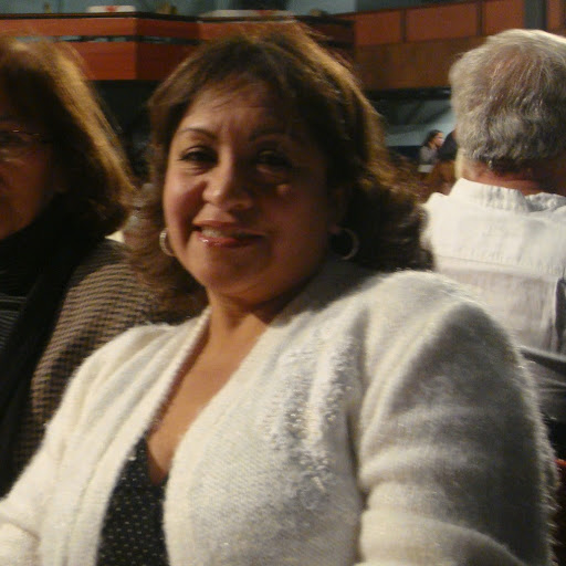 Elisa Quiroz Photo 19