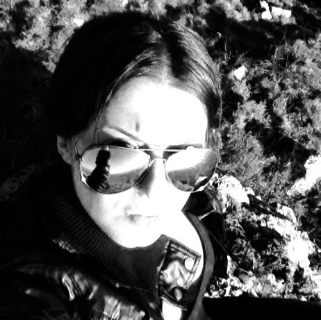 Elena Lazarova Photo 10