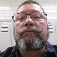 Evan Redding Photo 9