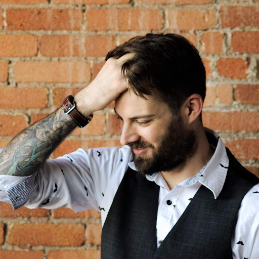 Aaron Cass Photo 15