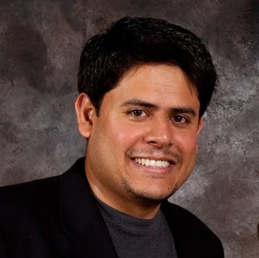 Ashley Abraham Photo 24