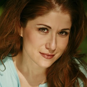 Laura Perez Photo 22
