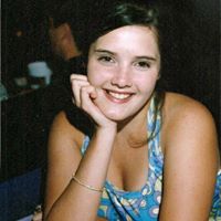 Danielle Leonard Photo 18