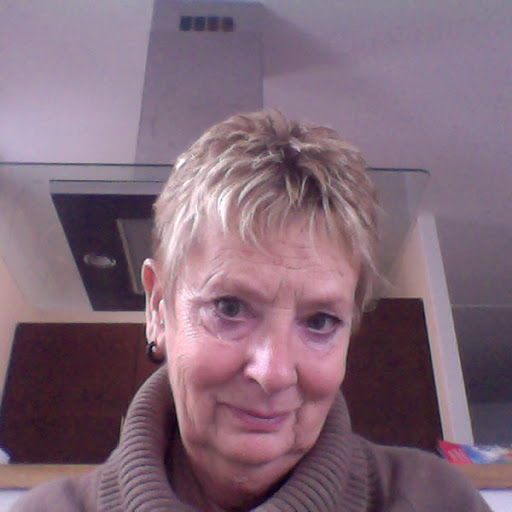 Sue Evans Photo 29