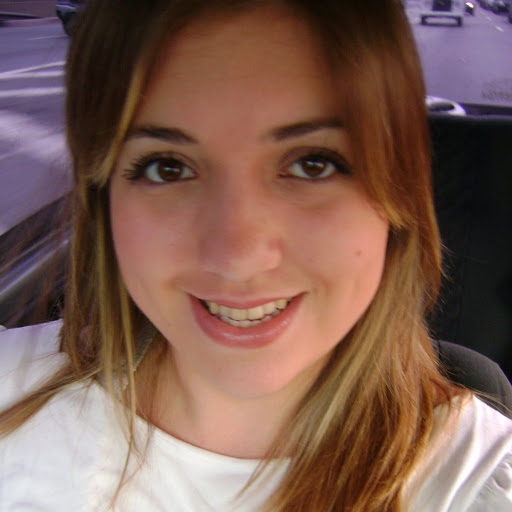 Priscila Leite Photo 16