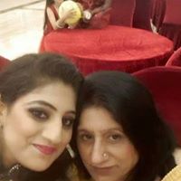 Neelu Kalra Photo 2