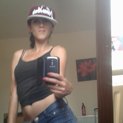 Leanne Johnson Photo 34