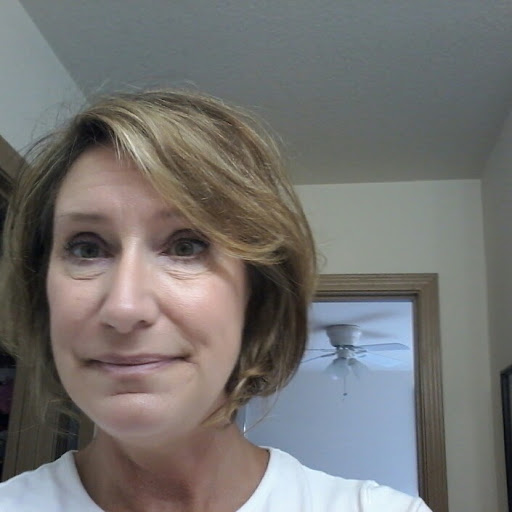 Lori Preuss Photo 5