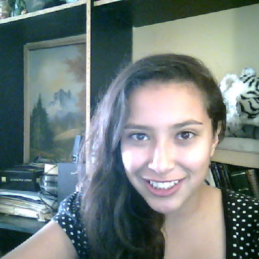 Paula Villalobos Photo 16