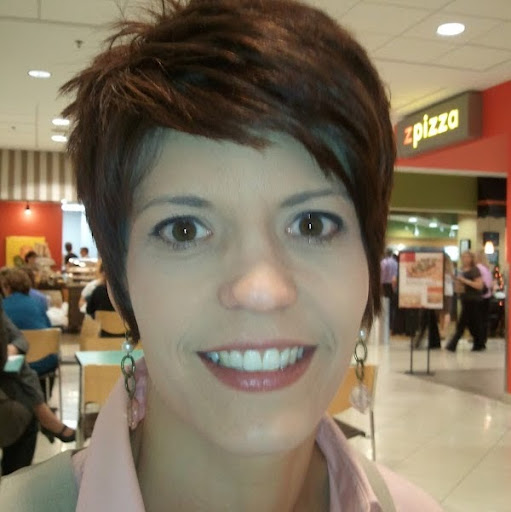 Anne Henry Photo 17