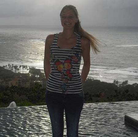 Elizabeth Kessler Photo 24