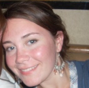 Laura Maguire Photo 28