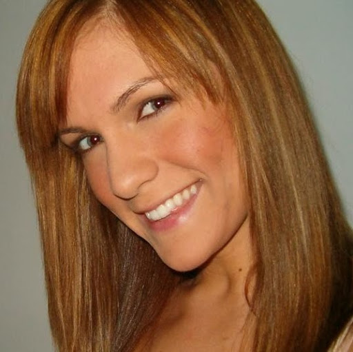 Katherine Larsen Photo 19
