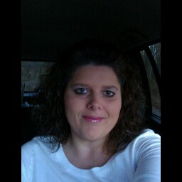 Stephanie Melton Photo 25