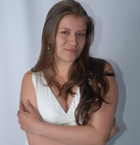 Catherine Alvarado Photo 23