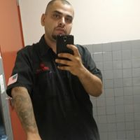 Max Flores Photo 16