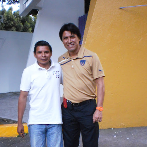 Alejandro Jimenez Photo 26