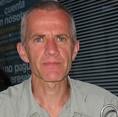 Robert Hutton Photo 20