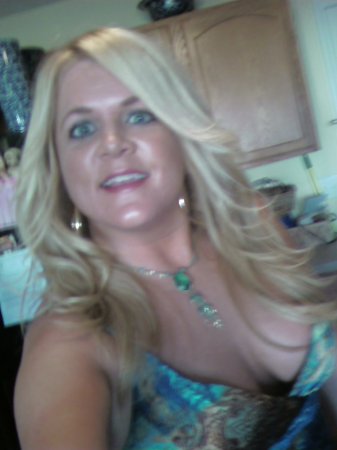 Tracy Dean Photo 27