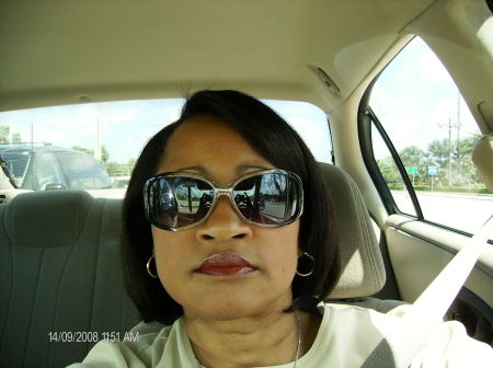 Sharon Perry Photo 35